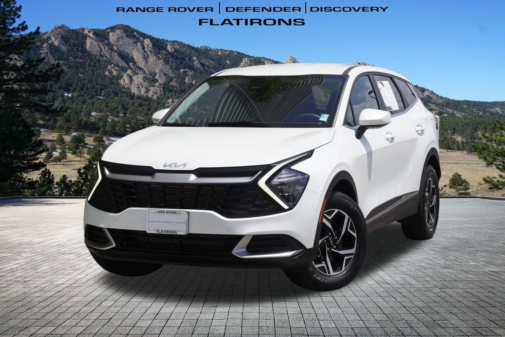Used 2023 Kia Sportage LX AWD/4WD image 1