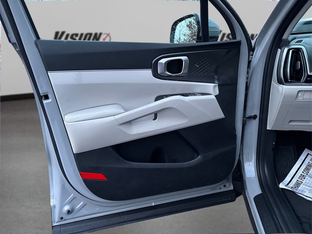 New 2026 Kia Sorento S image 15