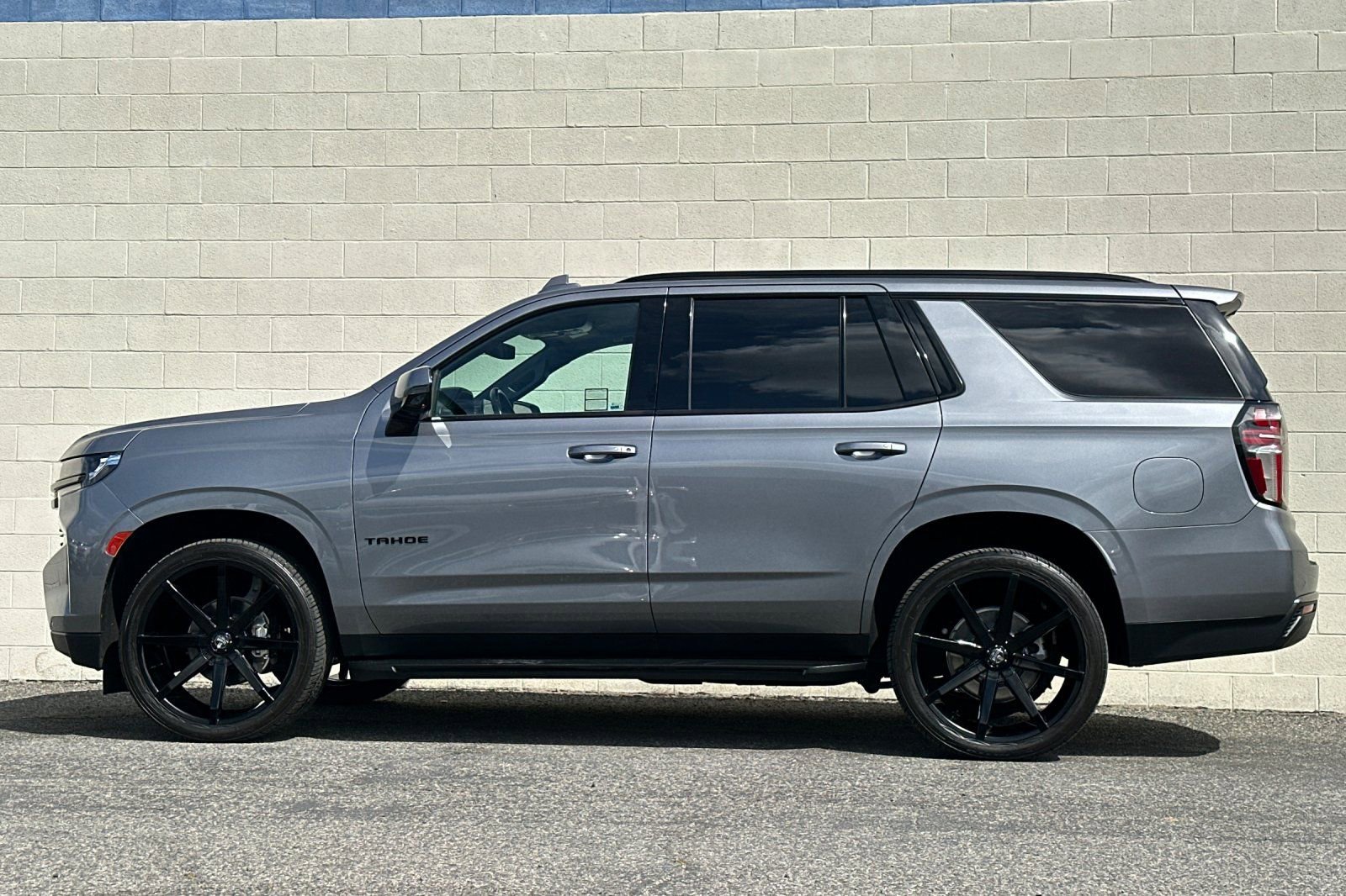 Used 2021 Chevrolet Tahoe RST w/ Luxury Package image 7