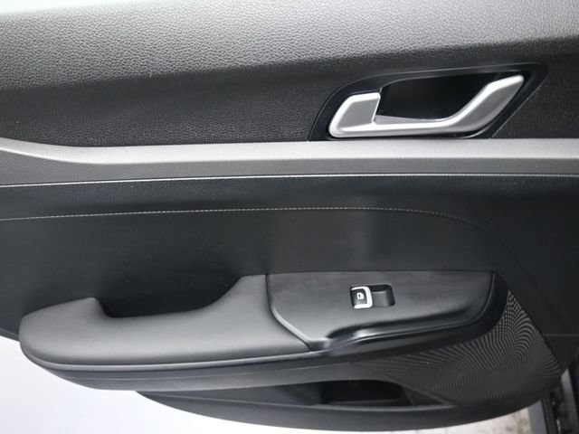 Used 2025 Kia K5 LXS image 19