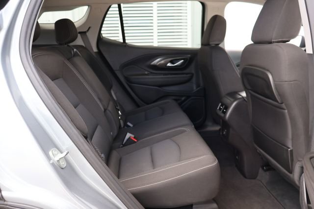 Used 2023 GMC Terrain SLE w/ Driver Convenience Package FWD image 20