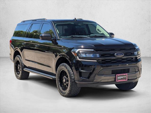 Used 2022 Ford Expedition Max XLT RWD image 3