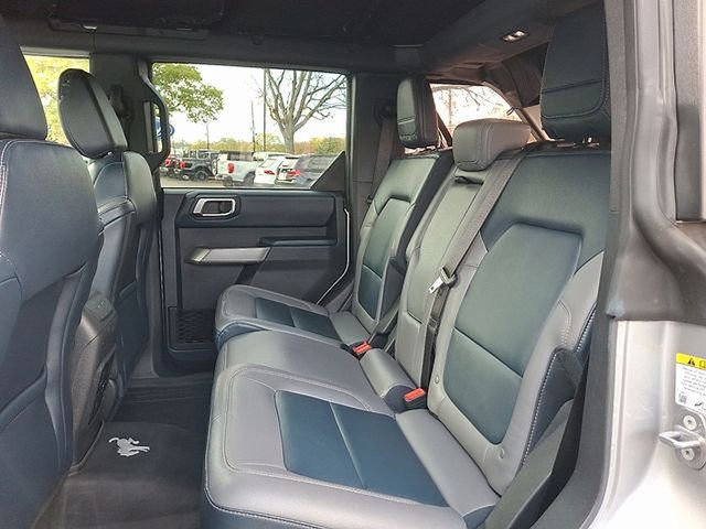 Used 2022 Ford Bronco Outer Banks AWD/4WD image 14