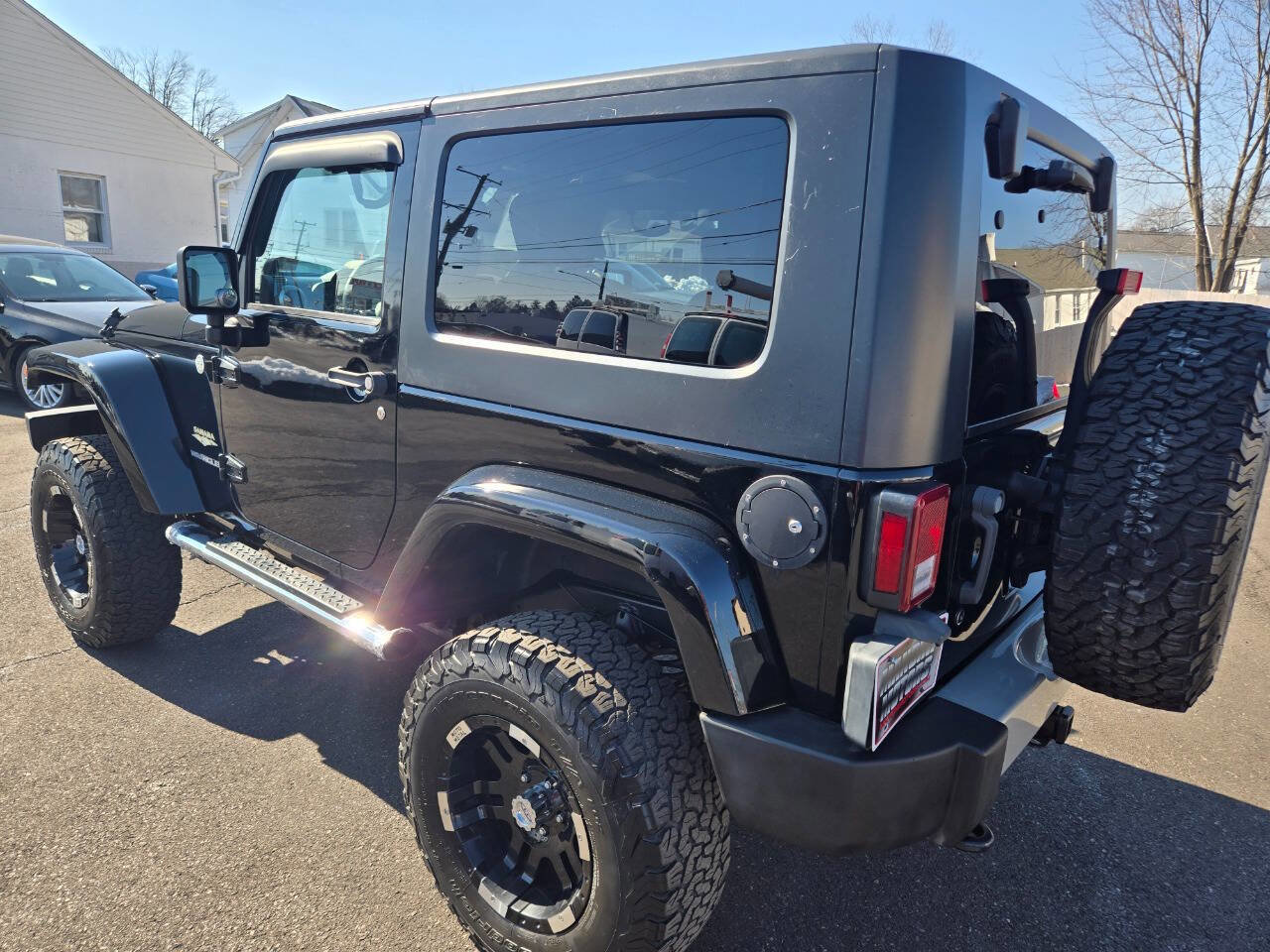 Used 2010 Jeep Wrangler Sahara w/ Mopar Chrome Edition Group image 8