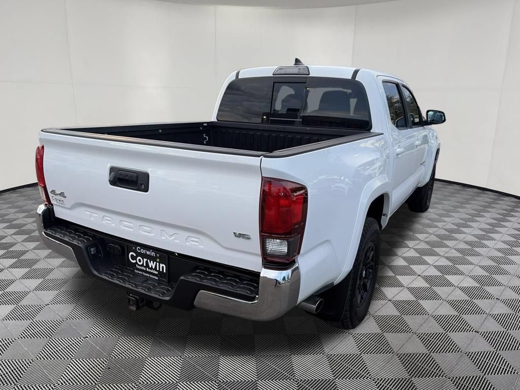 Used 2019 Toyota Tacoma SR5 AWD/4WD image 10