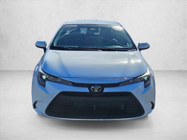 Used 2025 Toyota Corolla LE video 2