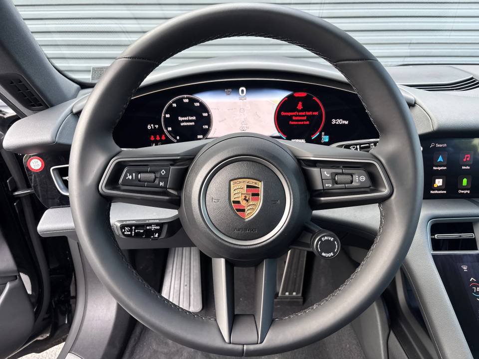 New 2025 Porsche Taycan w/ Premium Package RWD image 15