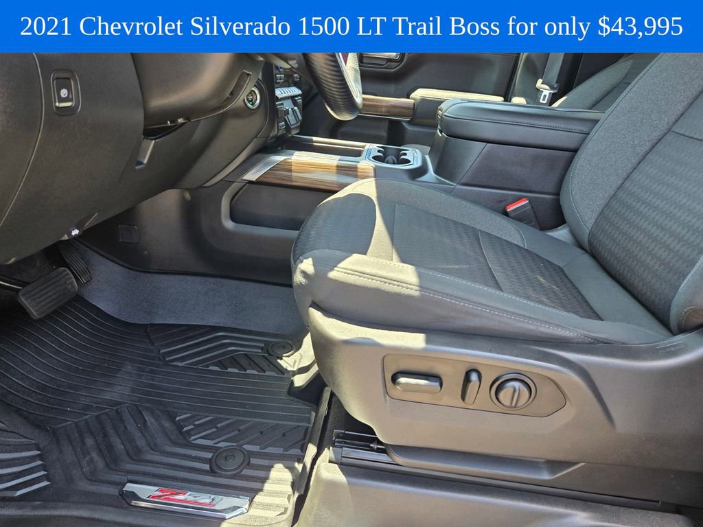 Used 2021 Chevrolet Silverado 1500 LT Trail Boss AWD/4WD image 19