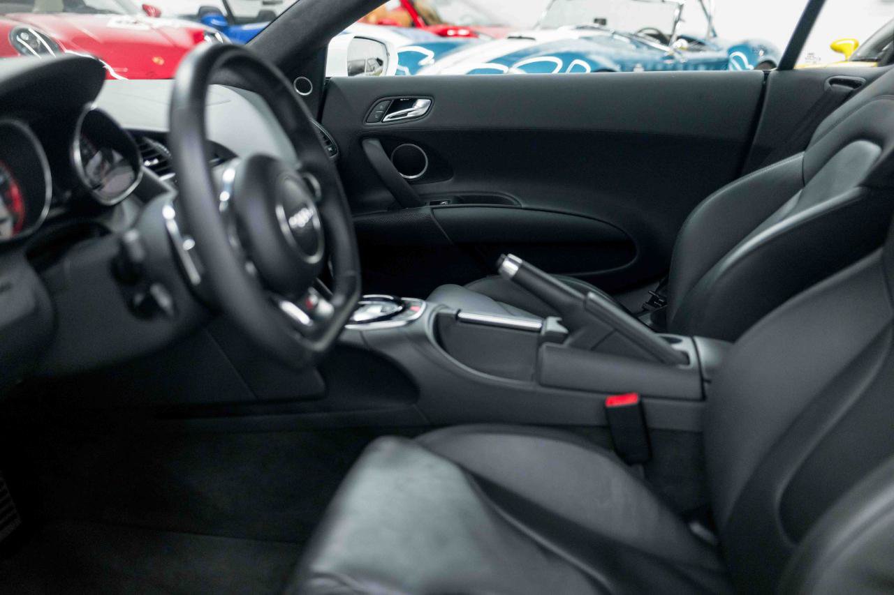 Used 2014 Audi R8 V10 AWD/4WD image 53
