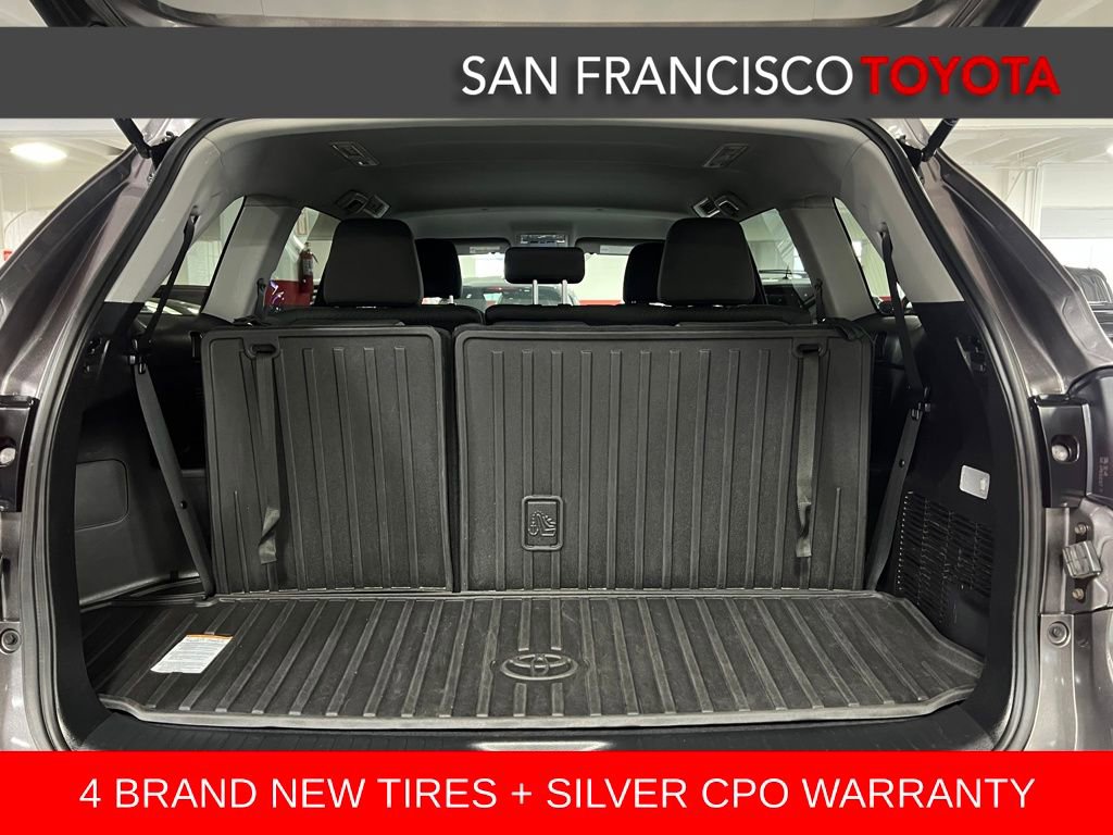 Used 2017 Toyota Highlander LE image 40