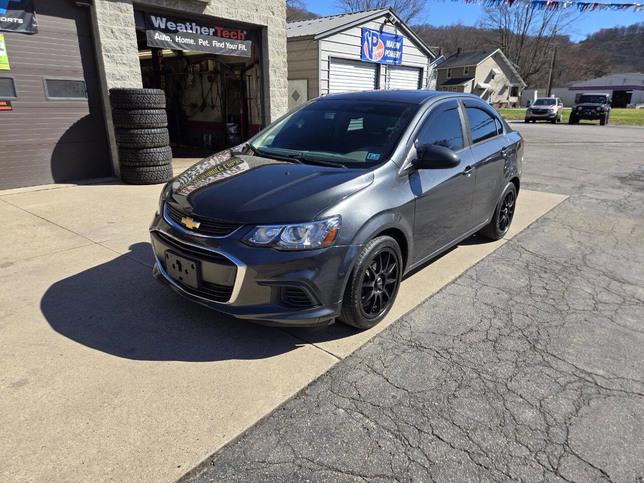 Used 2018 Chevrolet Sonic LS FWD image 4