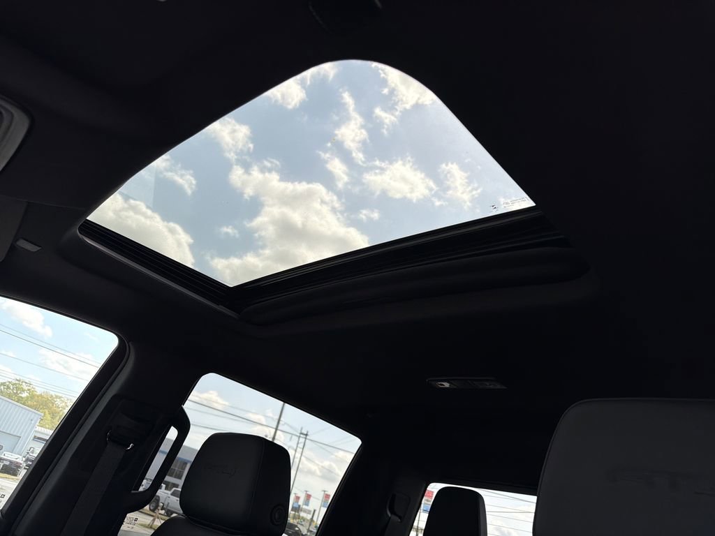 New 2026 GMC Sierra 1500 AT4 w/ Technology Package image 13