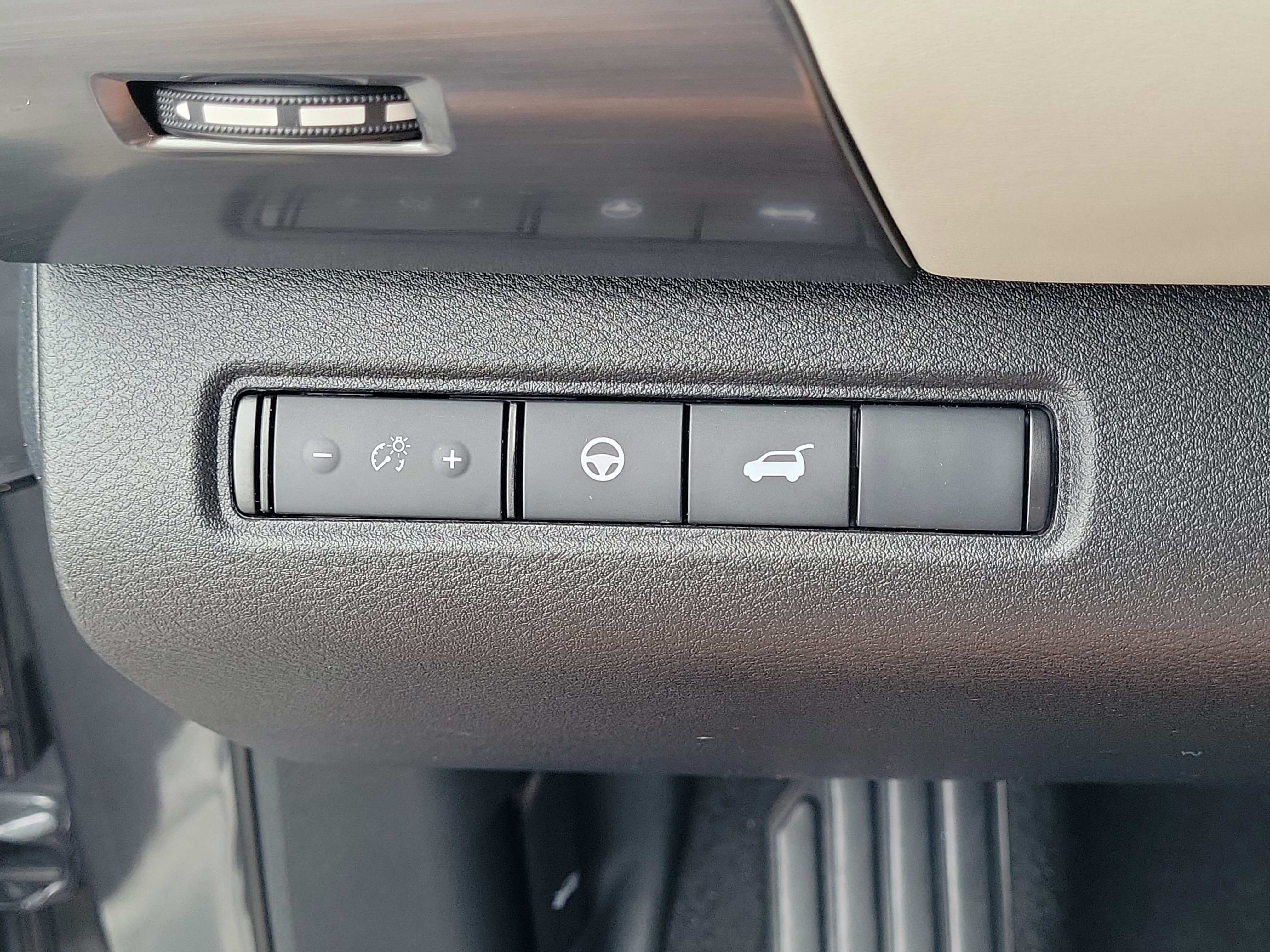 Certified 2024 Nissan Pathfinder SL w/ SL Premium Package FWD image 26