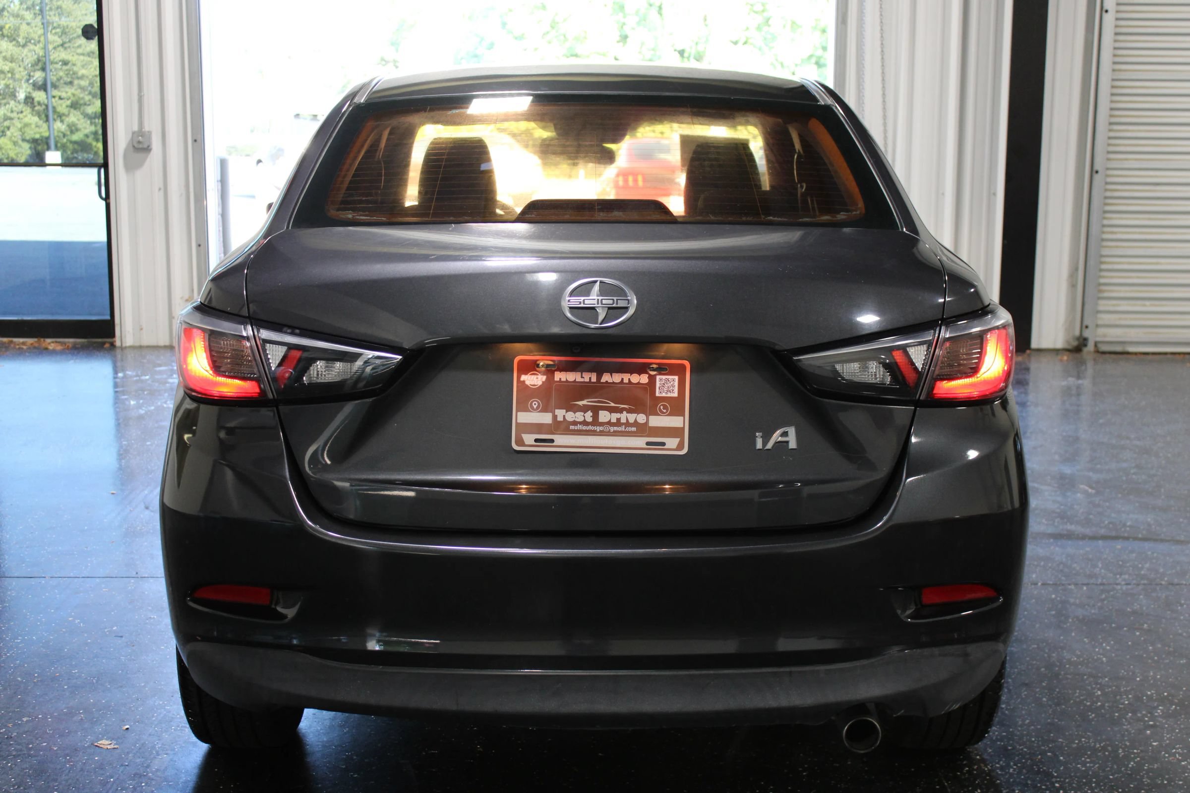 Used 2016 Scion iA FWD image 4