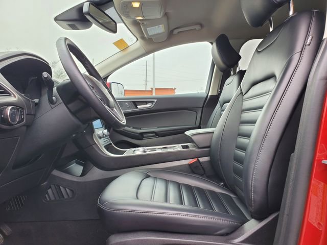 Used 2024 Ford Edge SEL w/ Convenience Package image 5