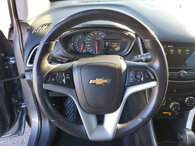 Used 2019 Chevrolet Trax LT w/ LT Convenience Package image 21