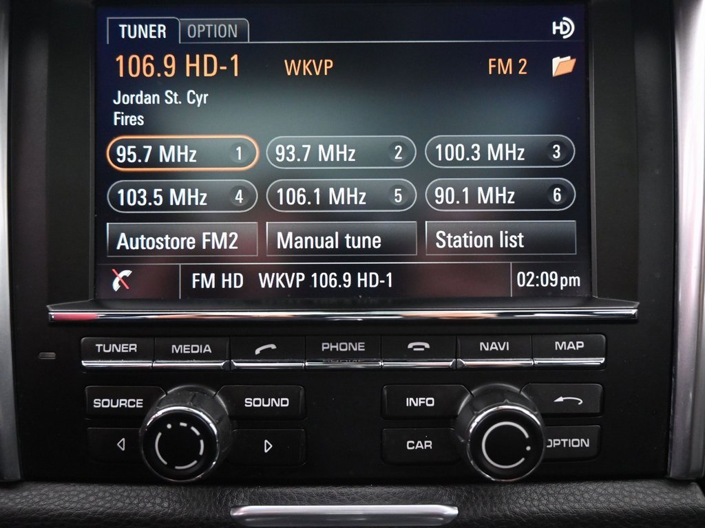 Used 2015 Porsche Macan S image 11