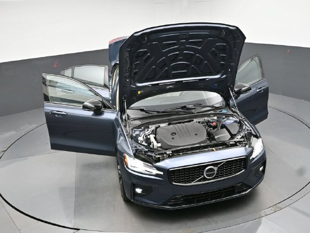 Used 2024 Volvo S60 B5 Plus w/ Climate Package FWD image 48