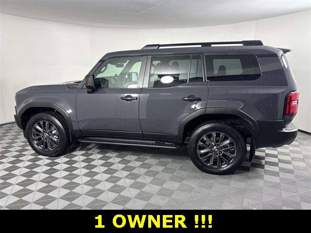 Used 2025 Toyota Land Cruiser image 5