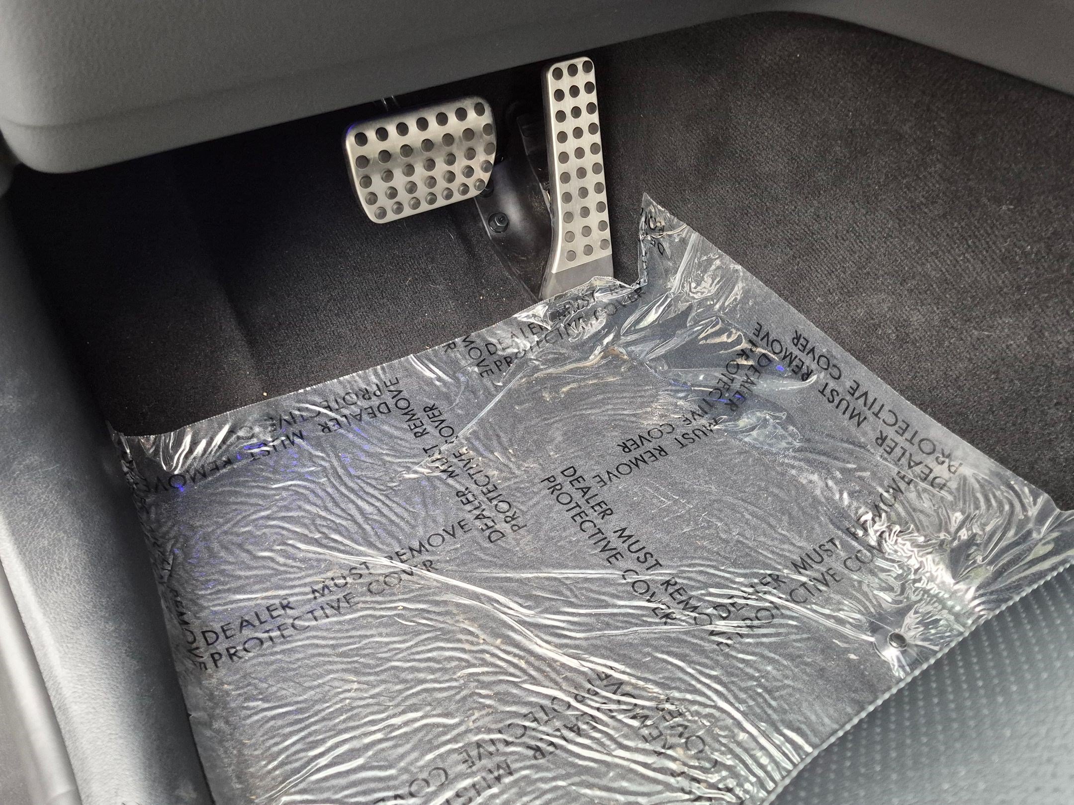 Certified 2025 Mercedes-Benz GLC 300 4MATIC image 17