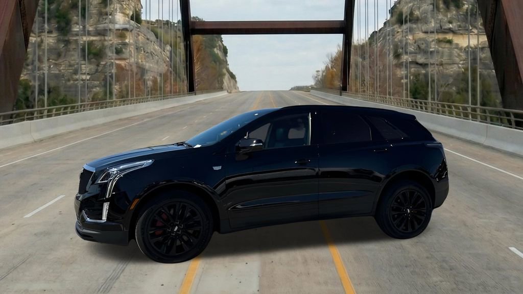 New 2026 Cadillac XT5 Sportv w/ LPO, Onyx Lite Package AWD/4WD image 4