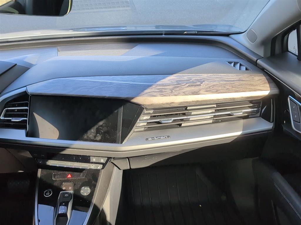 Used 2024 Audi Q4 e-tron Premium Plus w/ Premium Plus AWD/4WD image 10