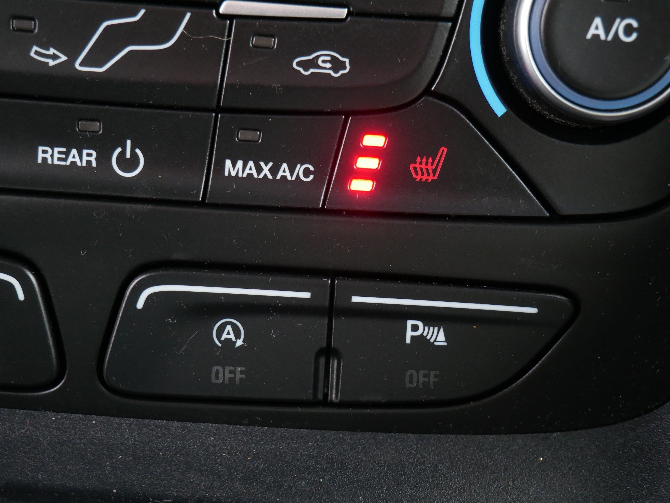 Used 2023 Ford Transit Connect Titanium w/ Trailer Tow Package image 34