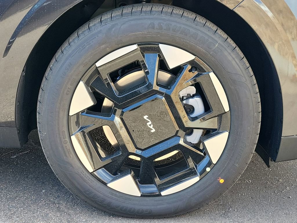 New 2026 Kia Carnival EX image 15