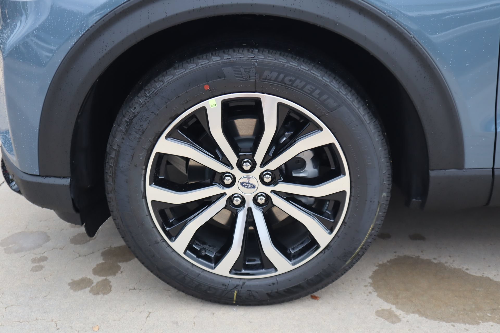 New 2026 Ford Explorer ST-Line w/ Premium Package RWD image 21