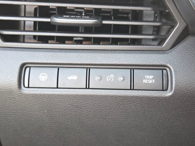 Used 2021 Nissan Altima 2.5 Platinum image 25