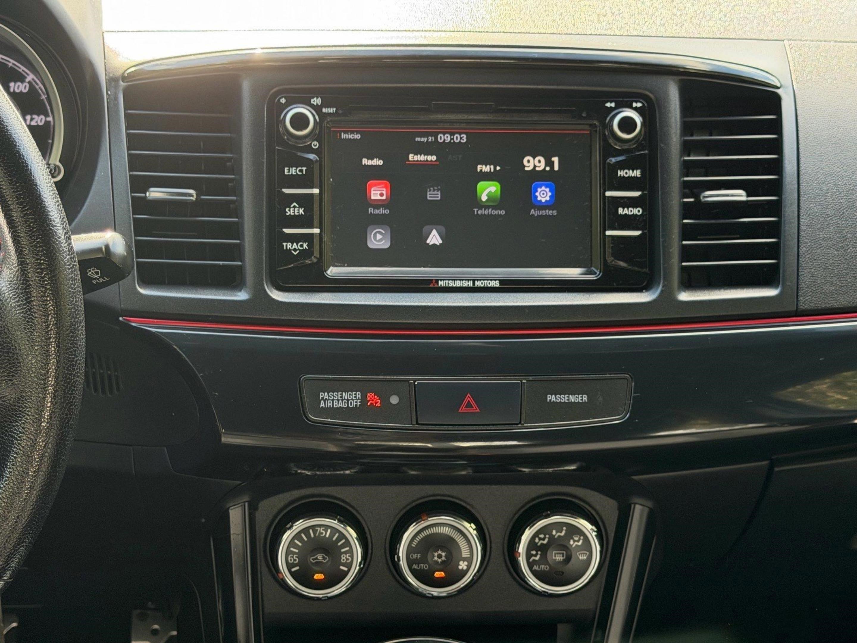 Used 2017 Mitsubishi Lancer ES FWD image 19