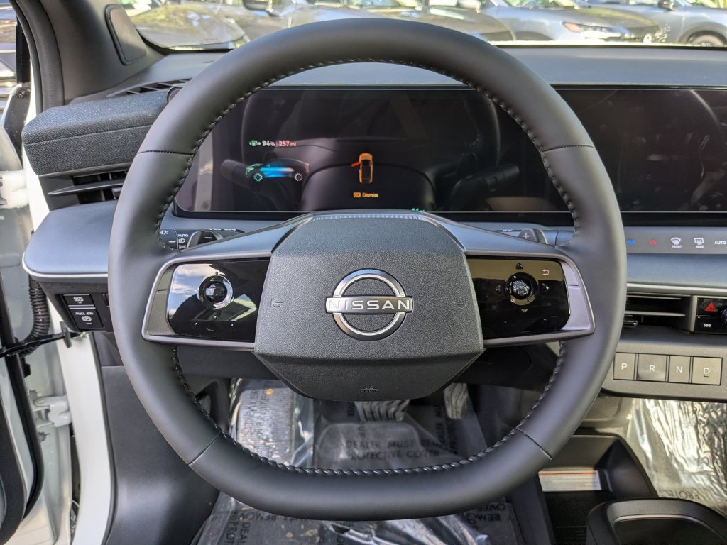 New 2026 Nissan Leaf Platinum+ w/ Cargo Package (Platinum+) FWD image 15