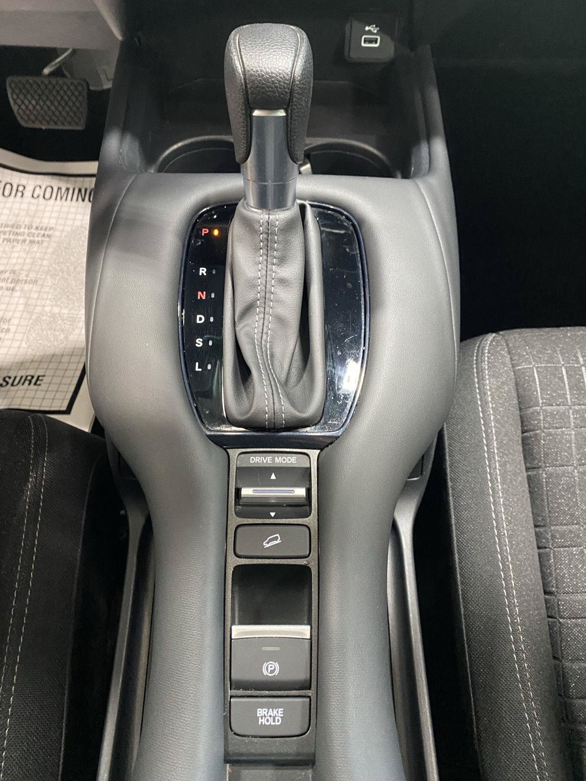 Used 2024 Honda HR-V LX image 24