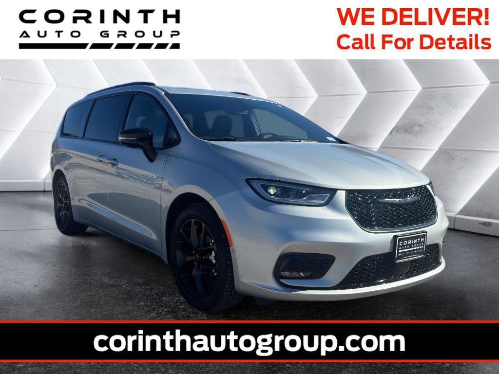 New 2026 Chrysler Pacifica Limited w/ S Appearance Package