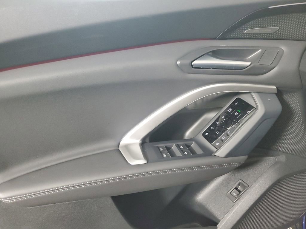 New 2025 Audi Q5 Premium Plus image 19