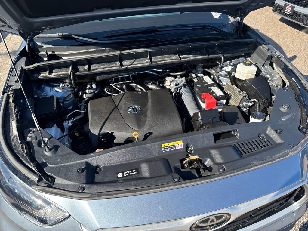 Used 2022 Toyota Highlander XLE image 49