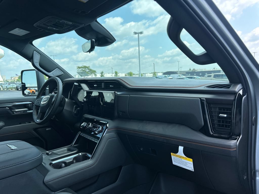 New 2026 GMC Sierra 2500 AT4 w/ AT4 Premium Plus Package AWD/4WD image 41