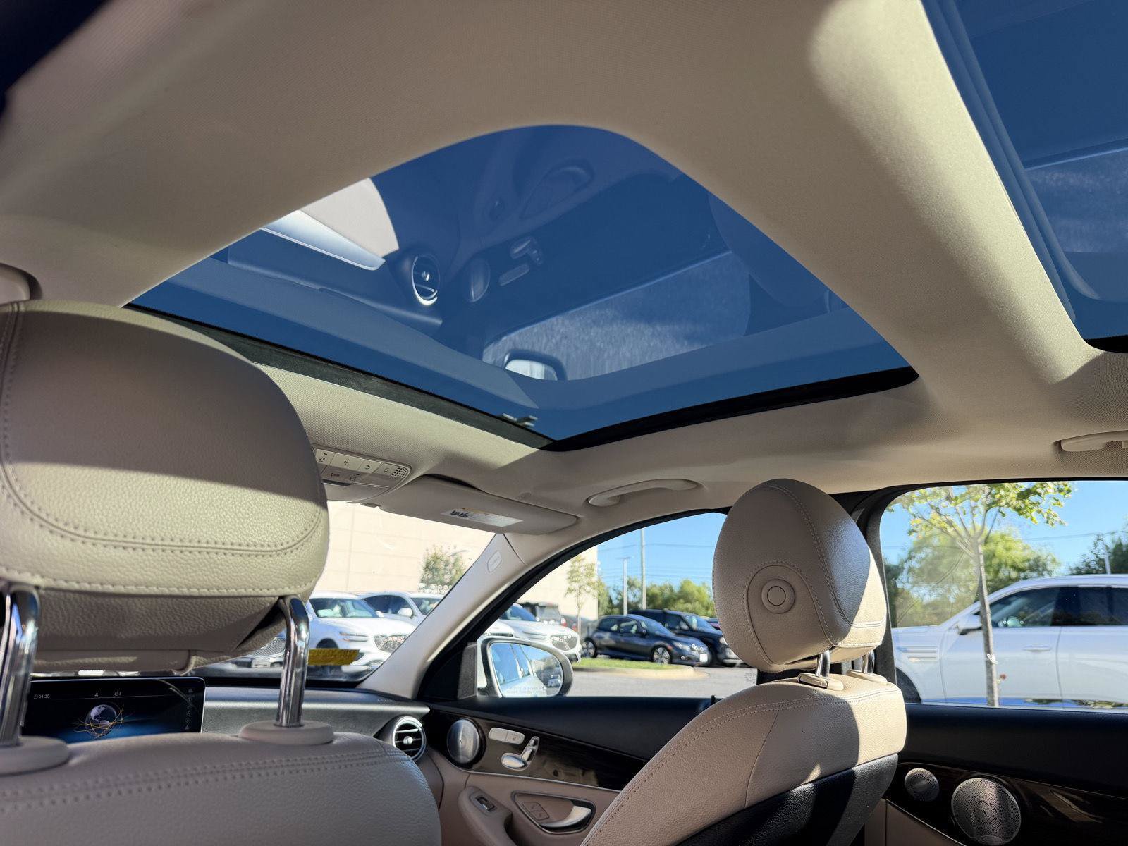 Used 2019 Mercedes-Benz C 300 4MATIC Sedan image 39
