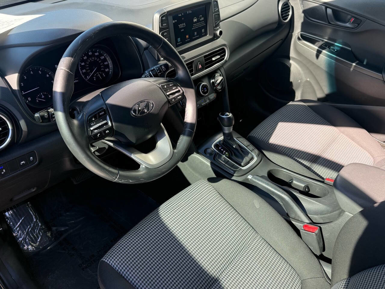 Used 2020 Hyundai Kona SEL image 8