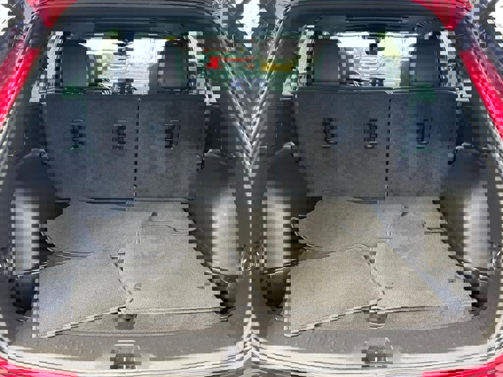 Certified 2023 Chevrolet Blazer RS w/ Driver Confidence II Package image 4