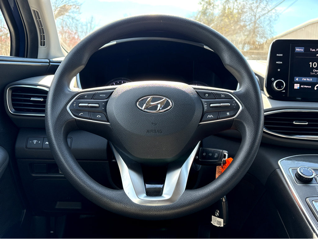 Used 2023 Hyundai Santa Fe SE image 13