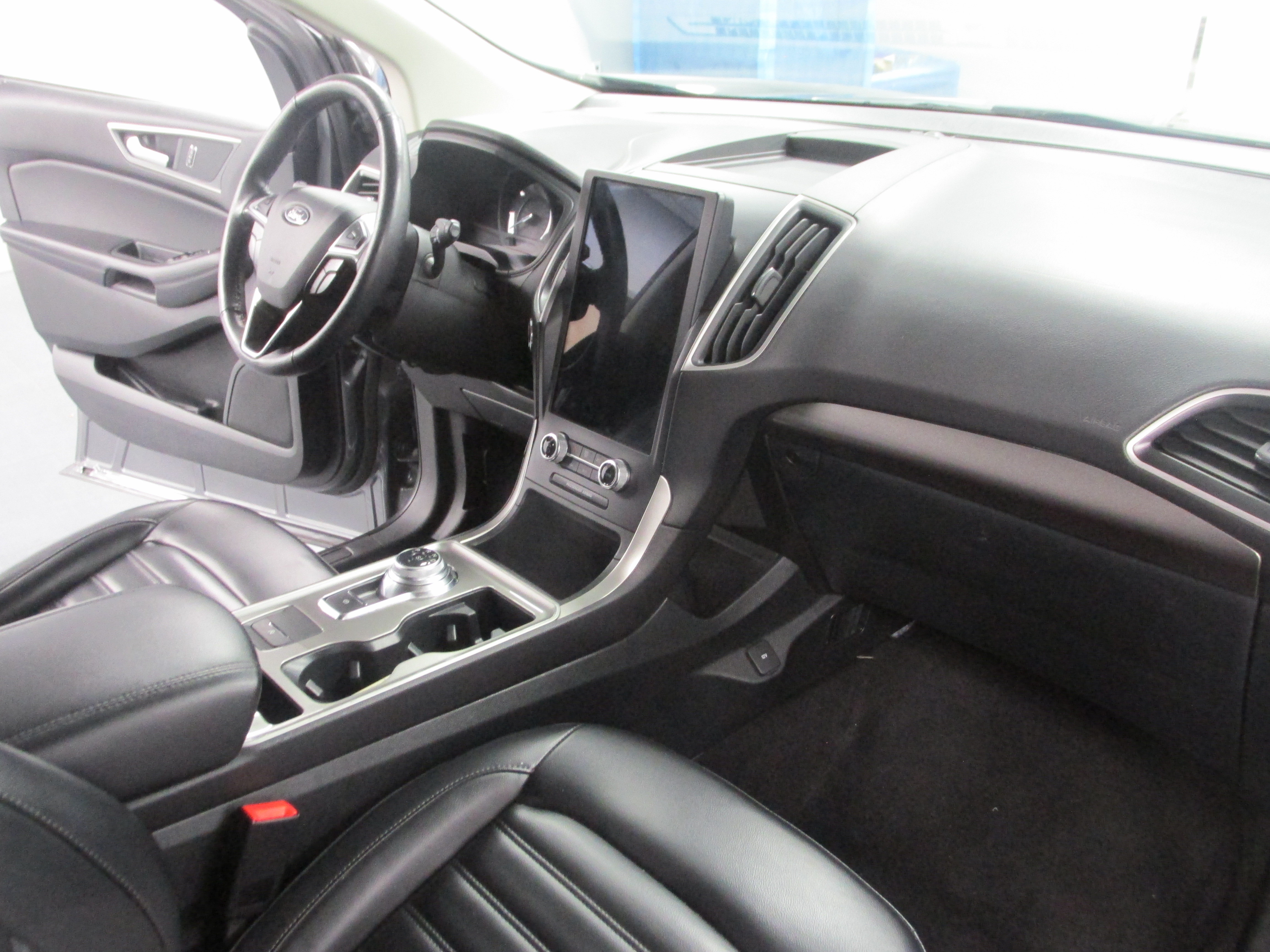 Used 2024 Ford Edge SEL AWD/4WD image 24