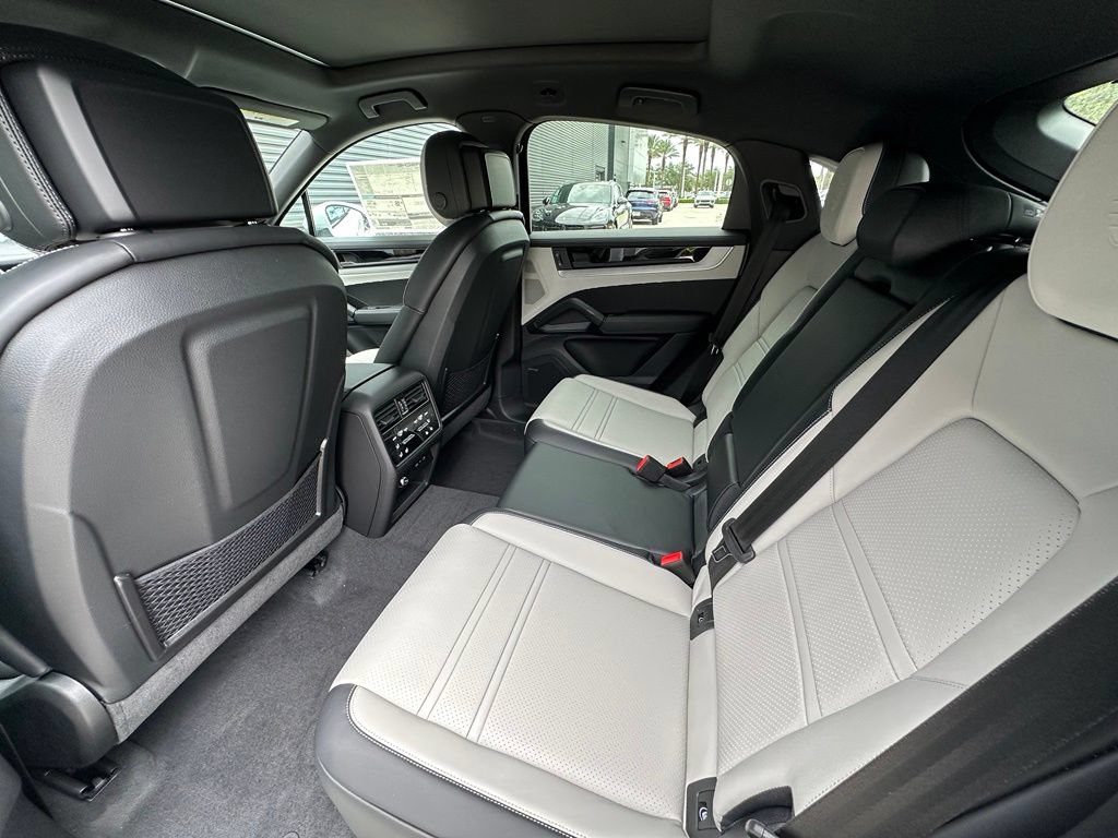 New 2026 Porsche Cayenne S AWD/4WD image 41