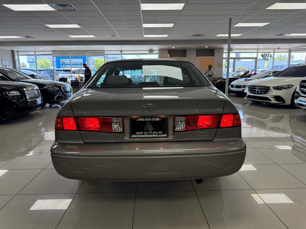 Used 2000 Toyota Camry CE FWD image 6