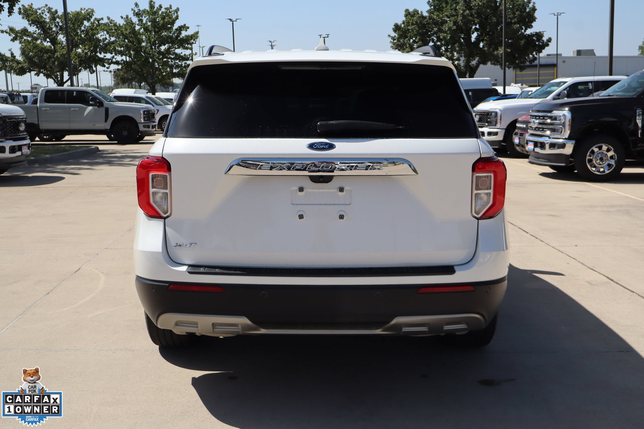 Used 2021 Ford Explorer XLT w/ Equipment Group 202A RWD image 4