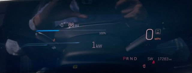 Used 2024 Cadillac Lyriq Tech image 22