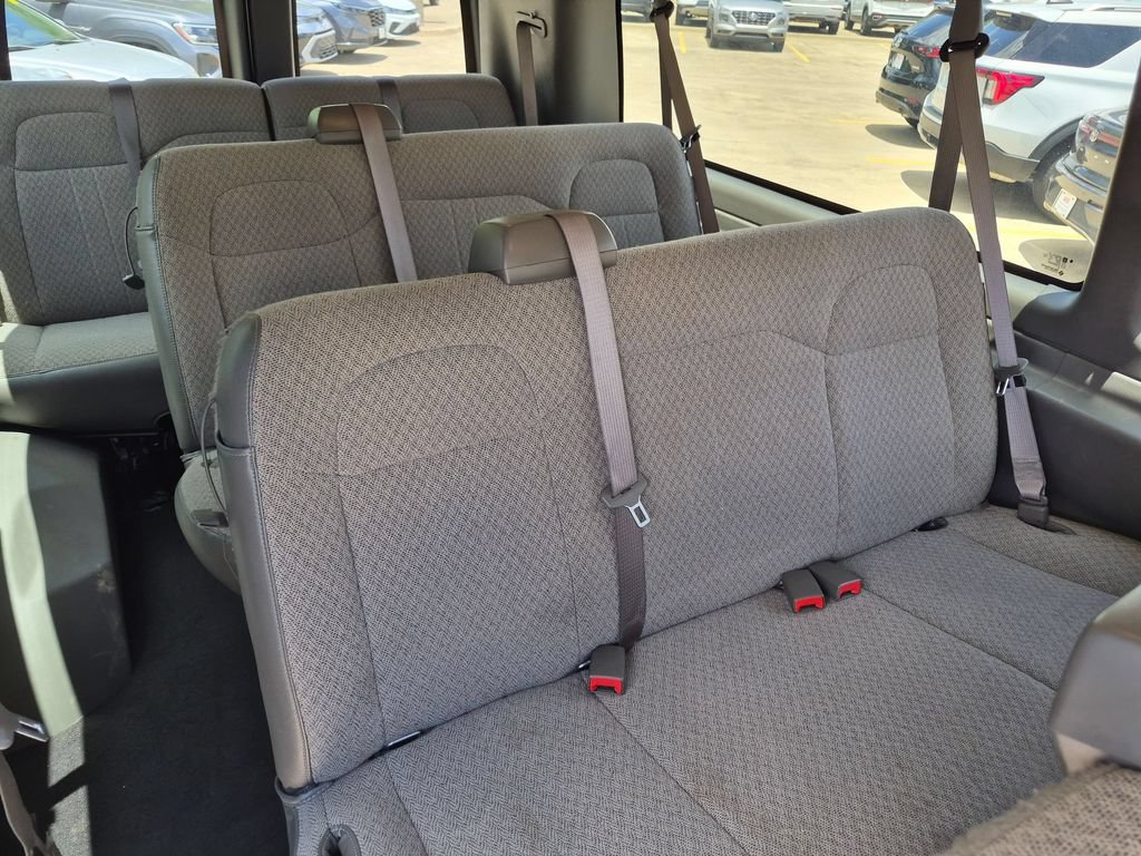 Used 2025 Chevrolet Express 3500 LT w/ LT Preferred Equipment Group RWD image 24