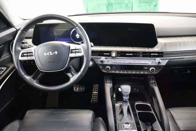 Used 2025 Kia Telluride SX Prestige image 16