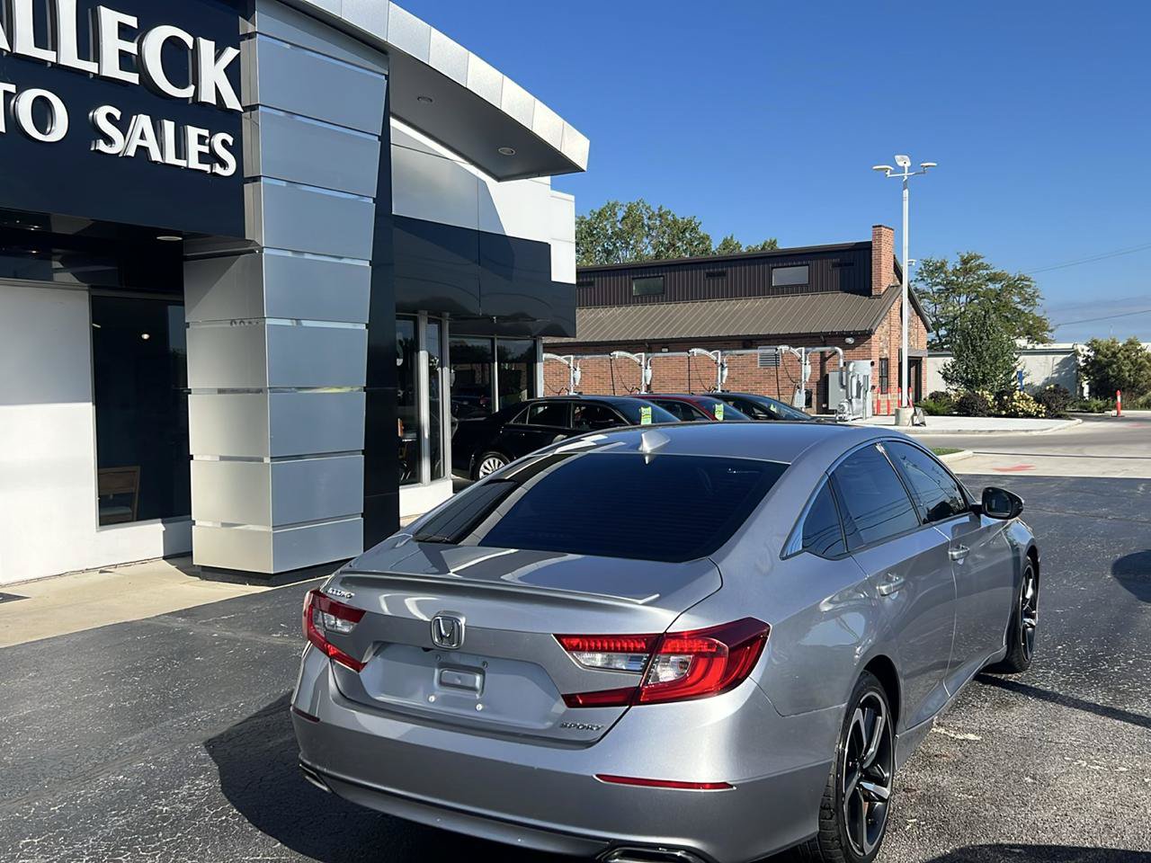 Used 2020 Honda Accord Sport image 6