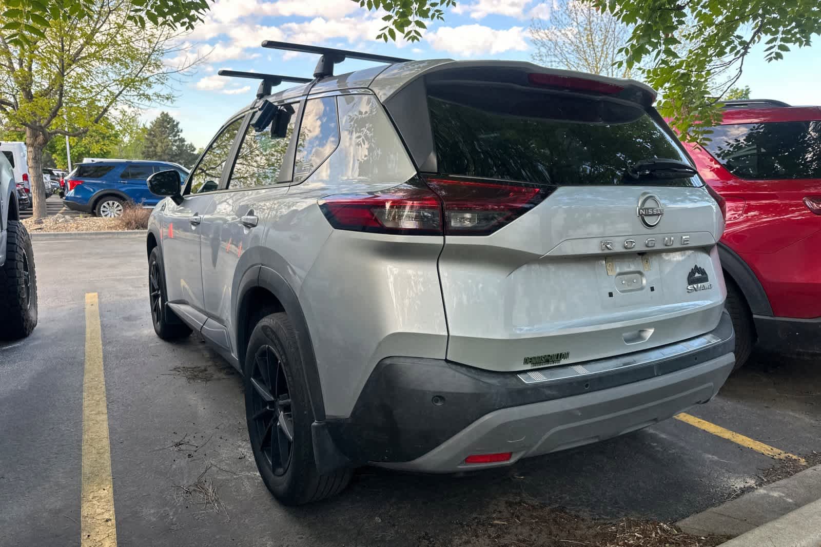 Used 2023 Nissan Rogue SV AWD/4WD image 5
